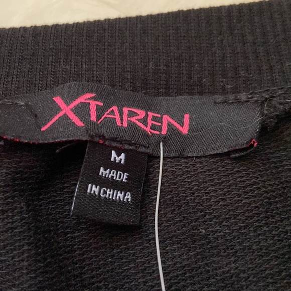 🆕 Absolutely stunning sequin sleeve sweatshirt in size M - Picture 4 of 6